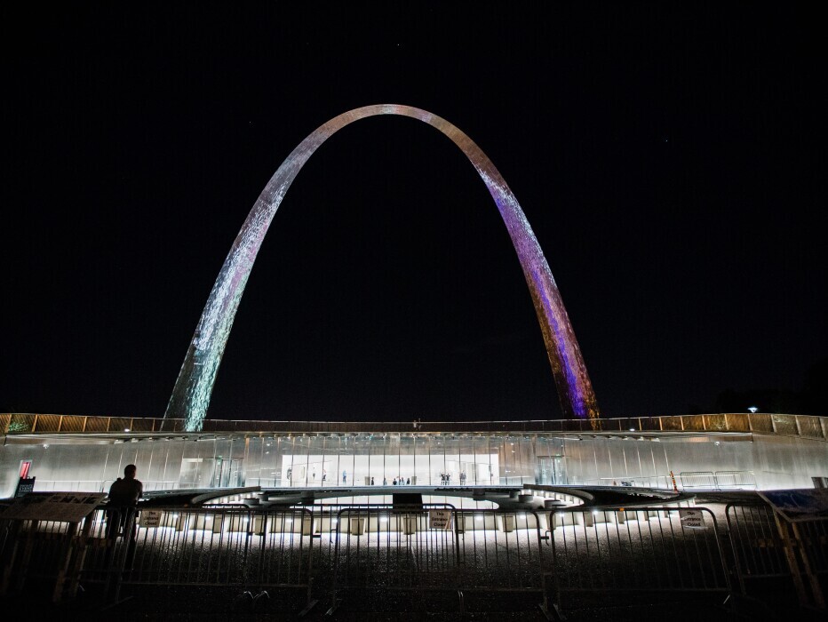 Arch night