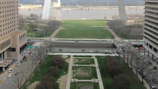 Luther Ely Smith Square before the CityArchRiver project.