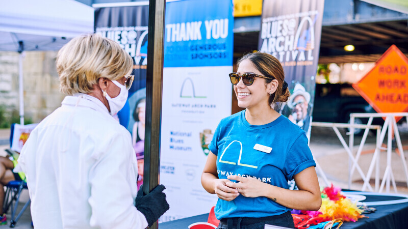 Volunteer at Blues at the Arch 2022